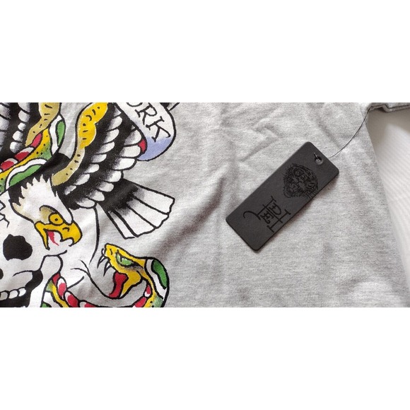 Ed Hardy Mens Size L/XL Gray Skull Eagle Snake Heart Print NYC T-Shirt NWT - Picture 3 of 10